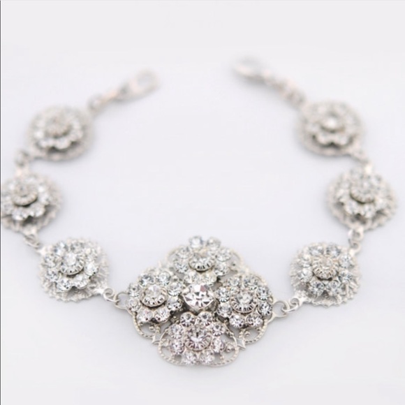 Vintage Style Swarovski Crystal Filigree Bracelet - Picture 1 of 6